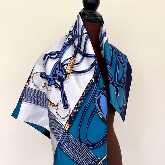 New Gucci Scarf Iconic Equestrian Logo Print Silk Wrap - Picture 4 of 14